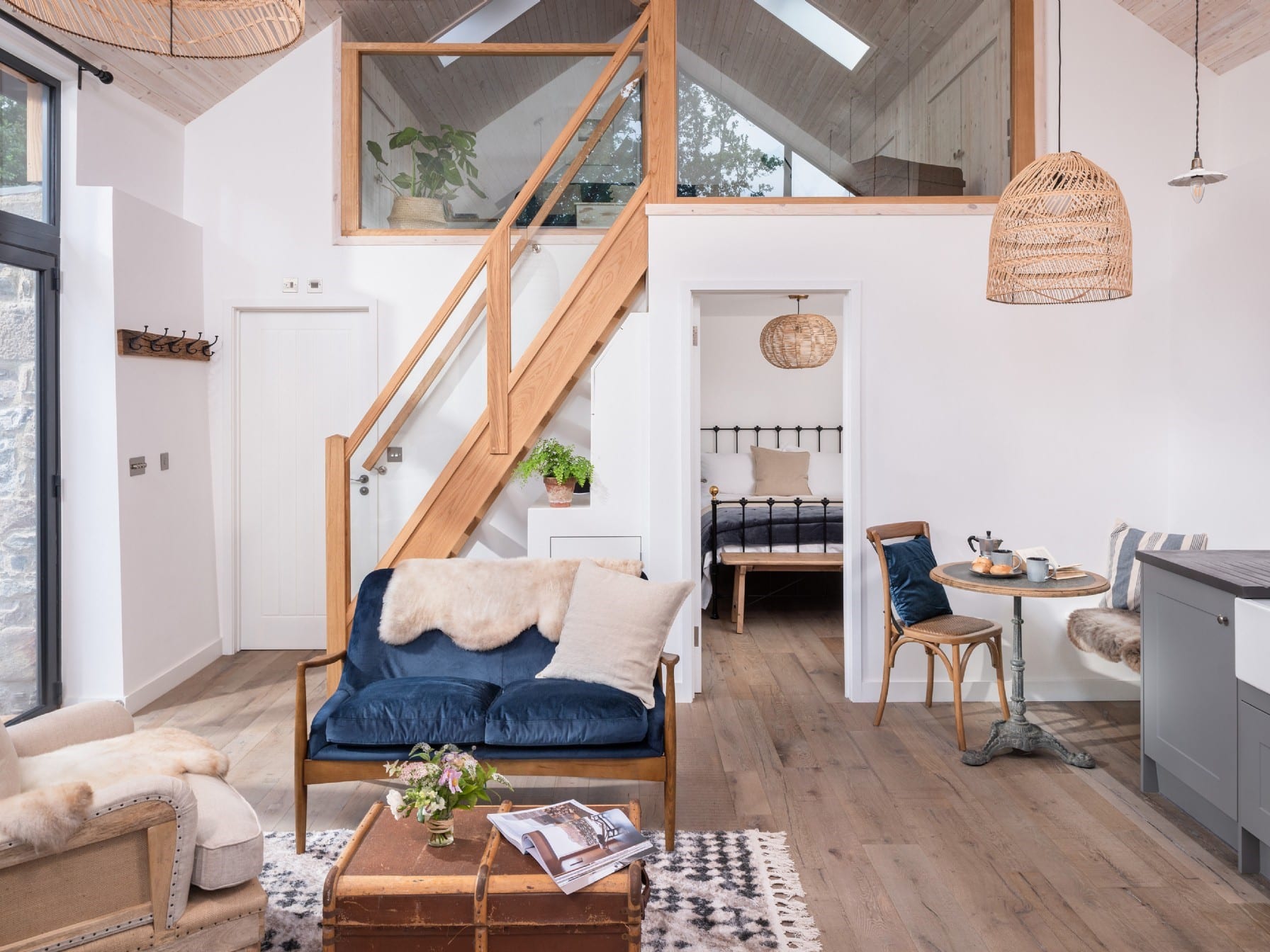 Lombard - Reclaimed Wood cladding livingroom